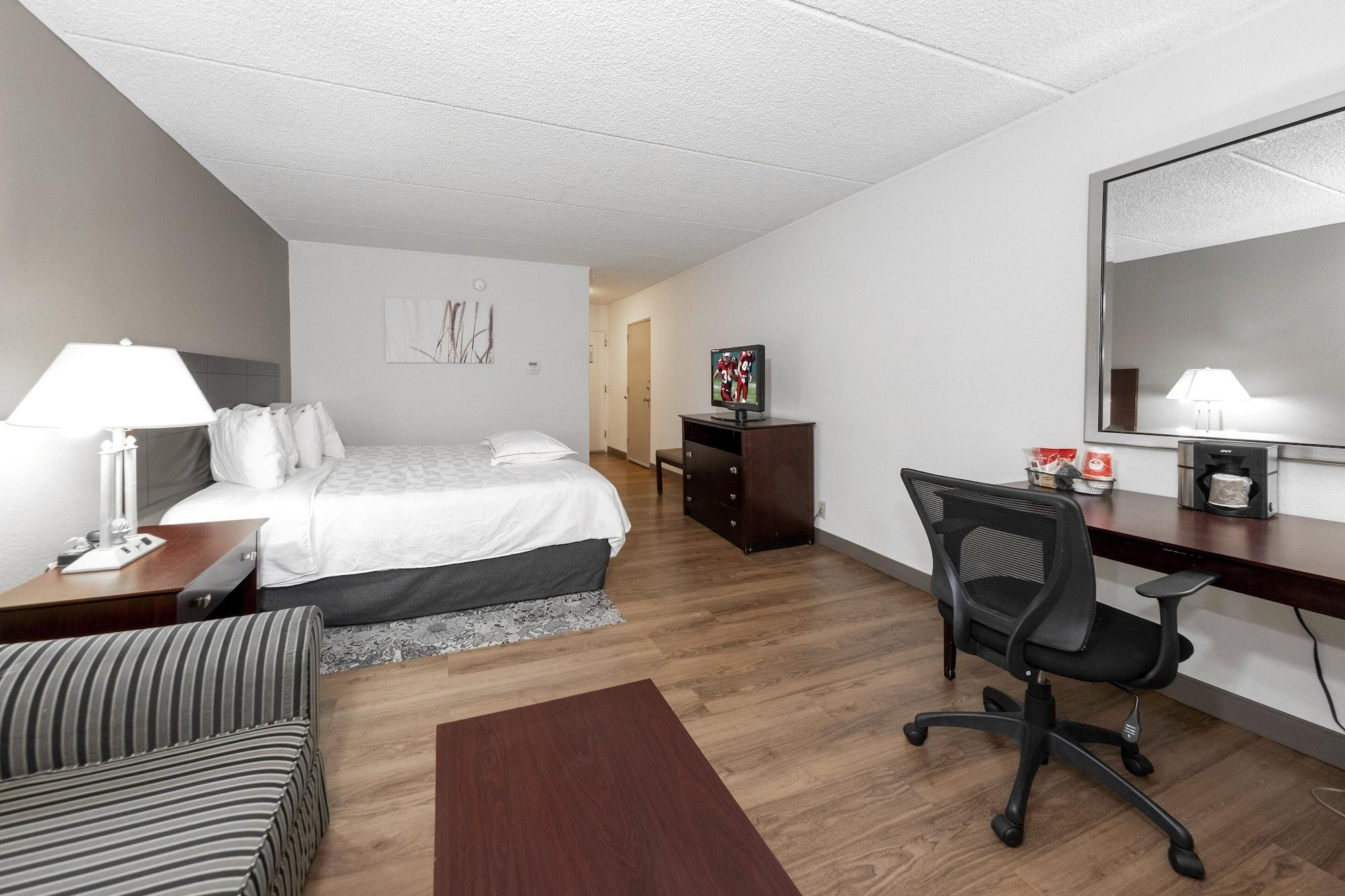 Red Roof Inn Plus Newark Liberty Airport - كارتريت المظهر الخارجي الصورة