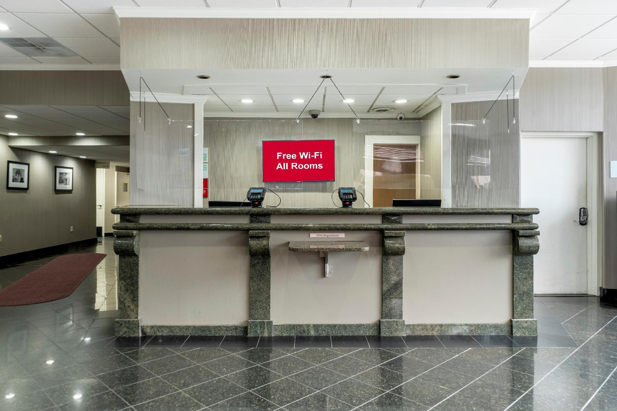 Red Roof Inn Plus Newark Liberty Airport - كارتريت المظهر الخارجي الصورة